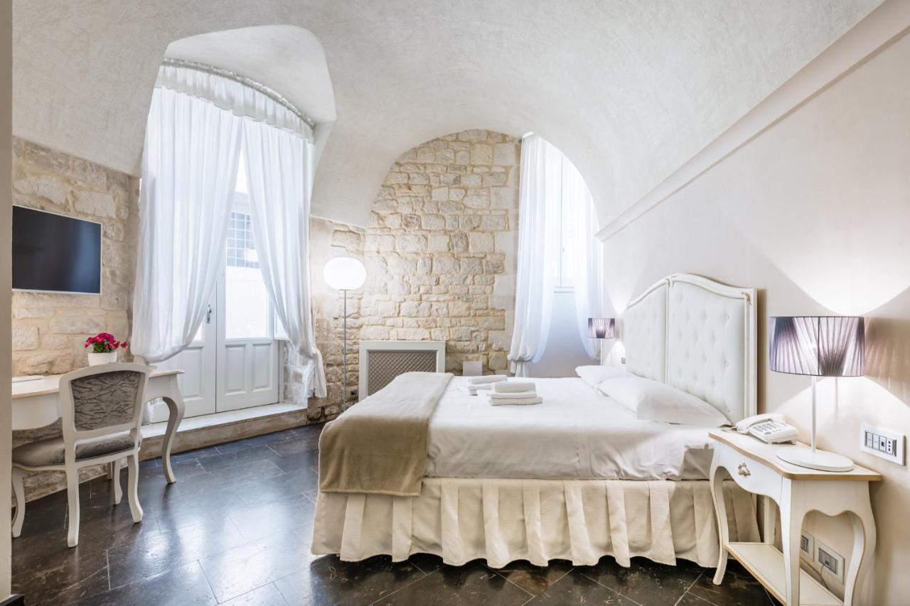 Palazzo Favacchio - Patane Hotel ชิคลี ภายนอก รูปภาพ