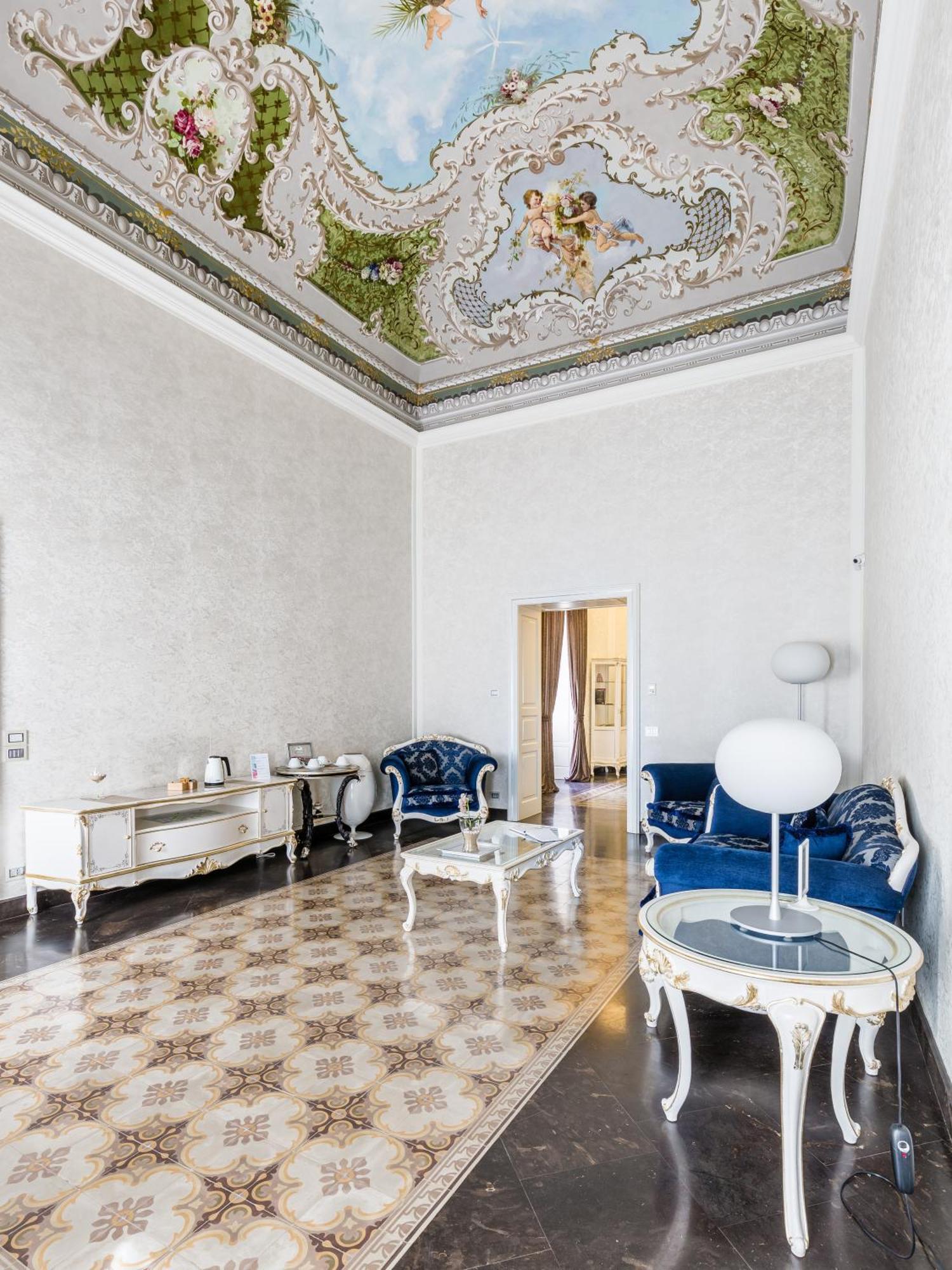 Palazzo Favacchio - Patane Hotel ชิคลี ภายนอก รูปภาพ
