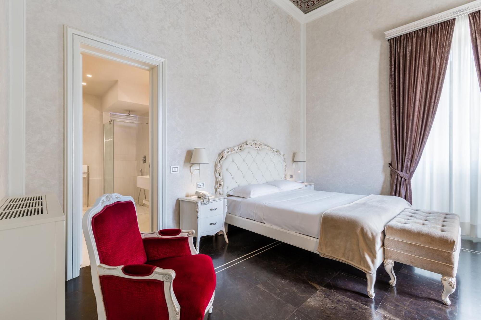 Palazzo Favacchio - Patane Hotel ชิคลี ภายนอก รูปภาพ