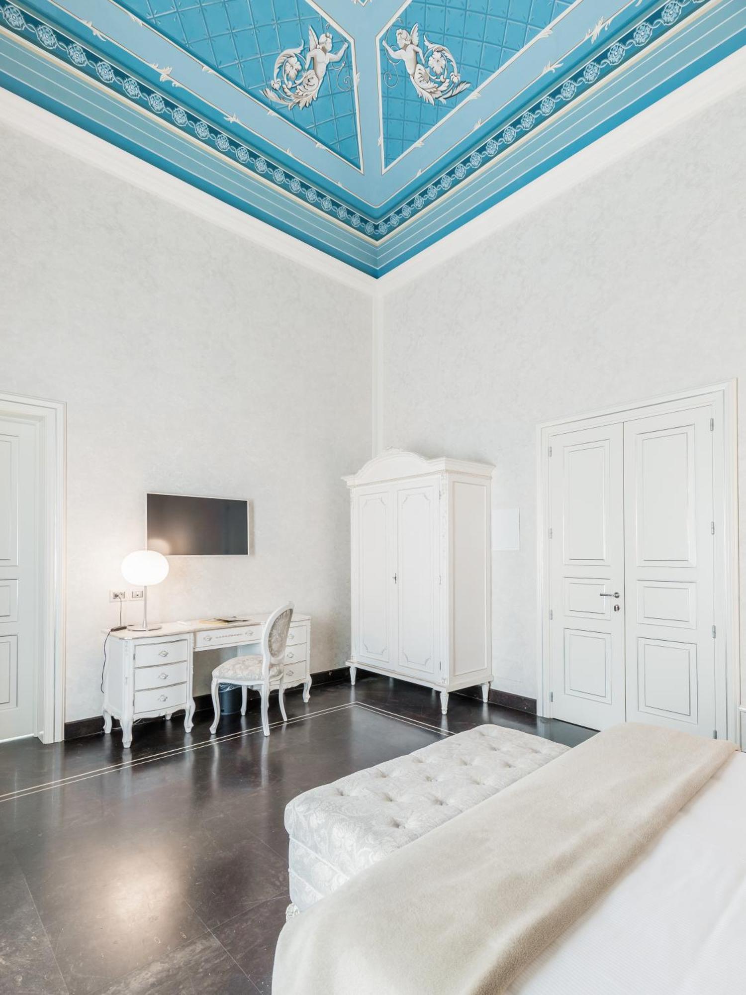 Palazzo Favacchio - Patane Hotel ชิคลี ภายนอก รูปภาพ