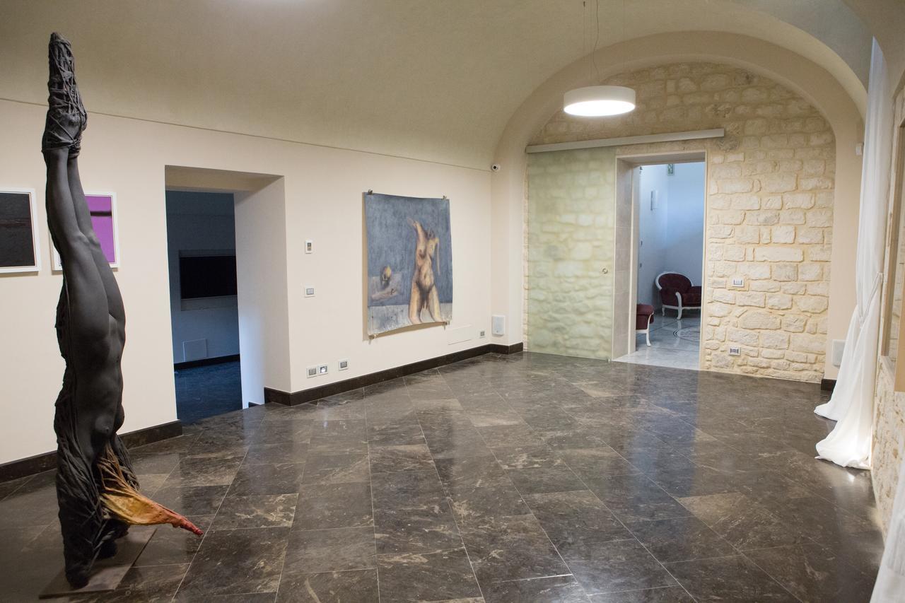Palazzo Favacchio - Patane Hotel ชิคลี ภายนอก รูปภาพ
